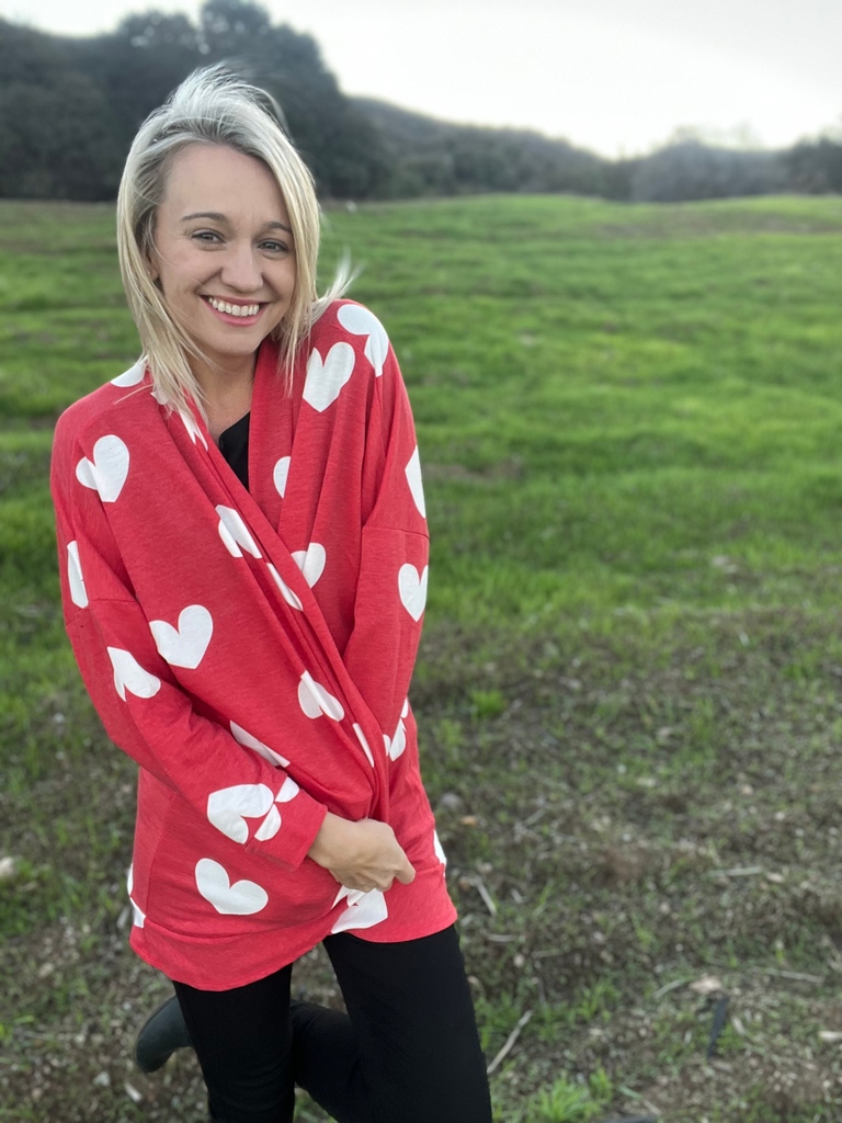 MadFunUSA's tweet photo. Can you believe it?  
Punxsutawney Phil saw his shadow today - six more weeks of winter!
Stay warm &amp; cute in this fun #madeintheusa cardigan.

https://t.co/qPfGV5ZtpR

#americanmade #madeinamerica
 #outfitinspo #ootd #shopsmall #boutiquefashion #valentineinspo #valentines https://t.co/51DcaIUyIl