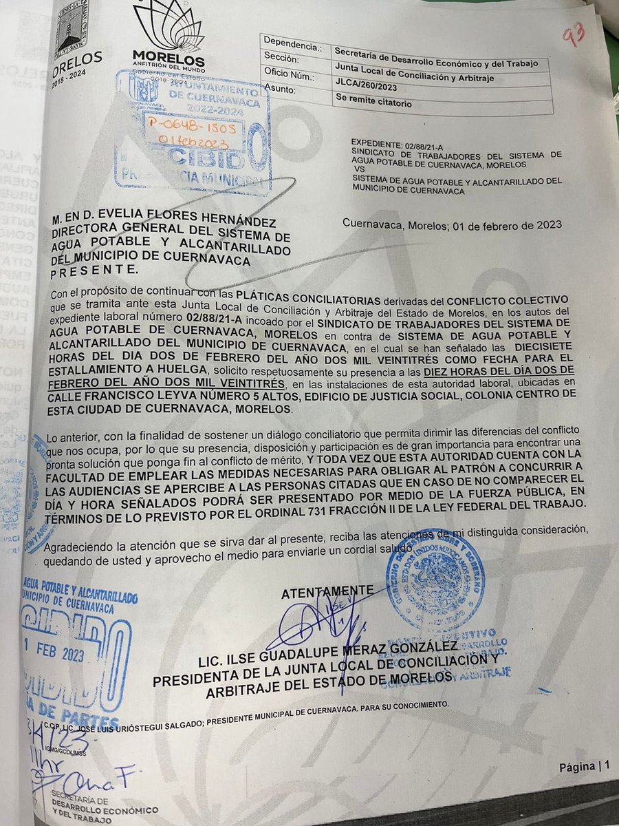 Quadratin_Mor's tweet image. #Cuernavaca Se requirió a la Directora del #SAPAC para que atendiera pláticas con el sindicato ante la Junta Local de Conciliación y Arbitraje y evitar un estallamiento a huelga; faltó a la cita a pesar de que se le apercibió “de no asistir sería traída con la fuerza pública”.