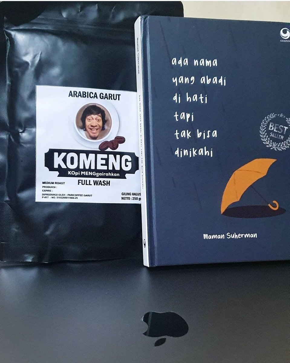 maman1965's tweet photo. Patah hati
Masihkah bisa disambung kembali? 

Ada 10 paket buku #AdaNamaYangAbadidiHatiTapiTakBisaDinikahi + kopi Komeng dari saya dan @JNE_ID untuk #GiveAwayBukuKopi kali ini. https://t.co/54g4rGetof