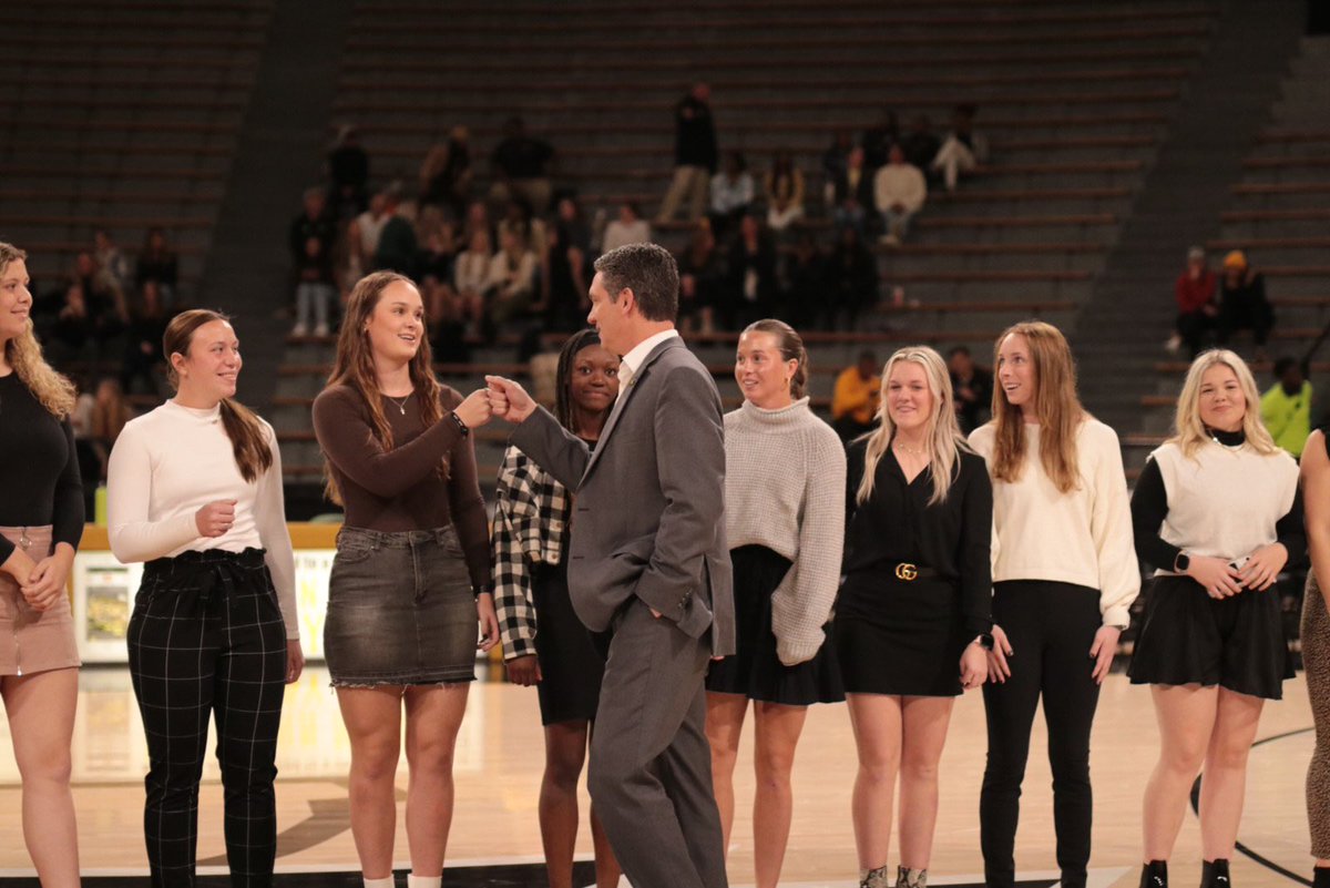 SouthernMissSB's tweet photo. 🤩🤩

So glad we got to recognize these amazing women that make up our team at women’s basketball for National Girls &amp; Women in sports day! 

#SMTTT https://t.co/O2a9uTEyhH