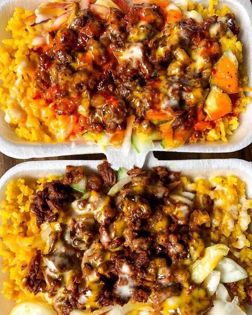 iteyoupone's tweet photo. Shawarma rice 🤤 https://t.co/EMSR7ffA7U