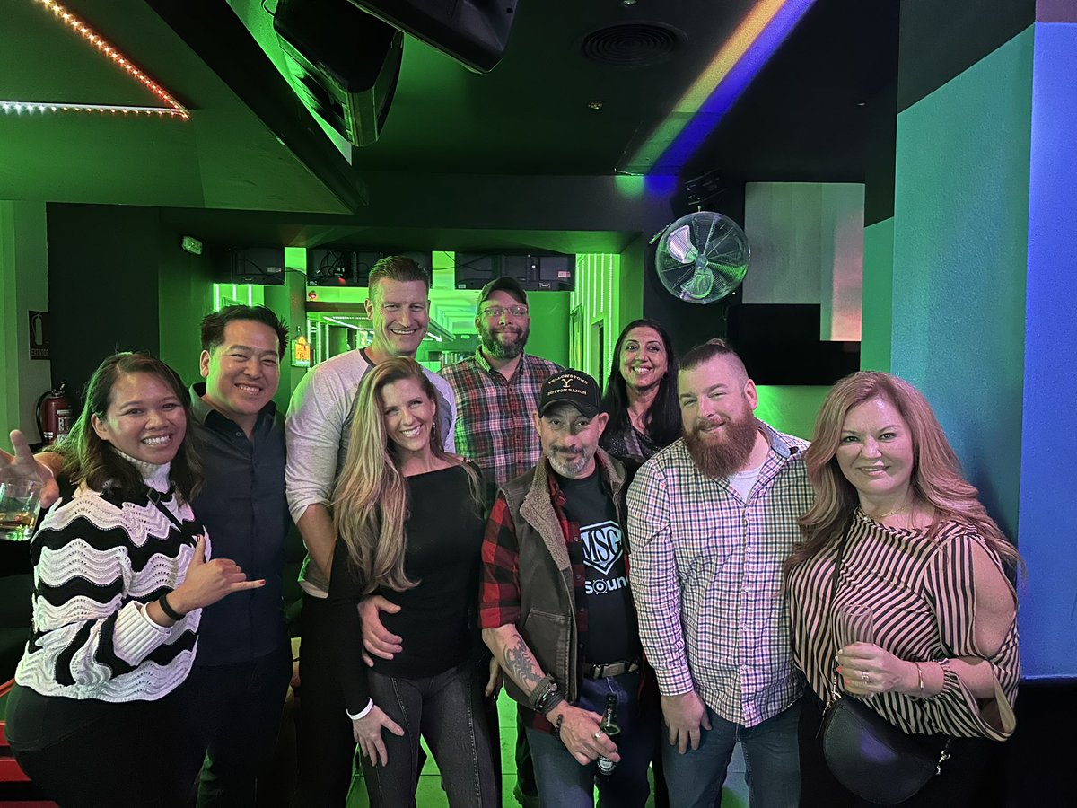 synigizesales's tweet photo. @Iffsi @PeerlessAV @Rhyno_24 @Sennheiser @bchatchett @ericawhittle77 @re_sauce_ @gordon_re_sauce Thank you for the inclusion as I wouldn’t have met….so many #avtweeos at #ise2023 https://t.co/hPfgzQd9D2