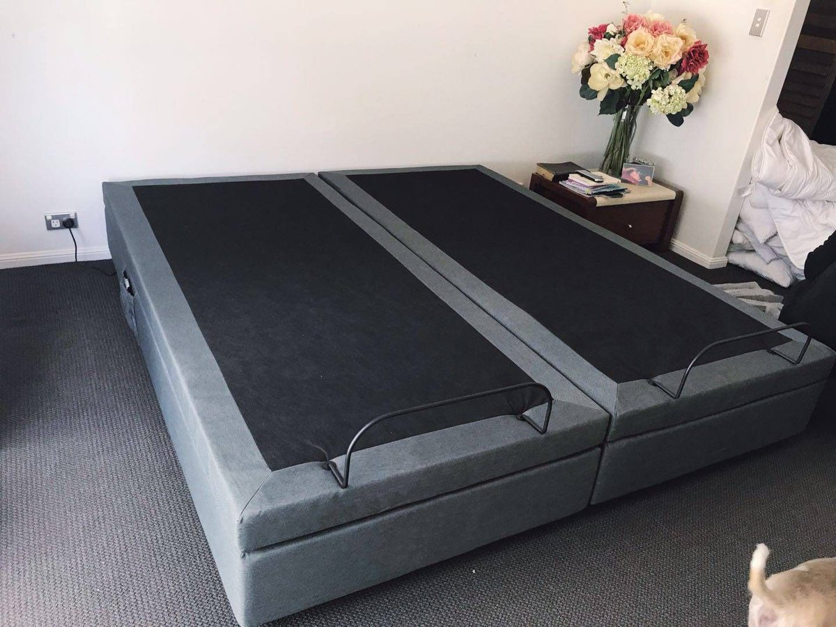 solace_sleep's tweet photo. 4 Customer feedback for adjustable bed:
💯Better, luxury, and healthier sleep
💯Head/foot adjustment, massage, remote control
💯https://t.co/3YdcCLXybz
☎️1800 270 935

#adjustablebed #sleep #adjustablebeds #mattress #electricbed #solacesleep https://t.co/IOX8ILjoje