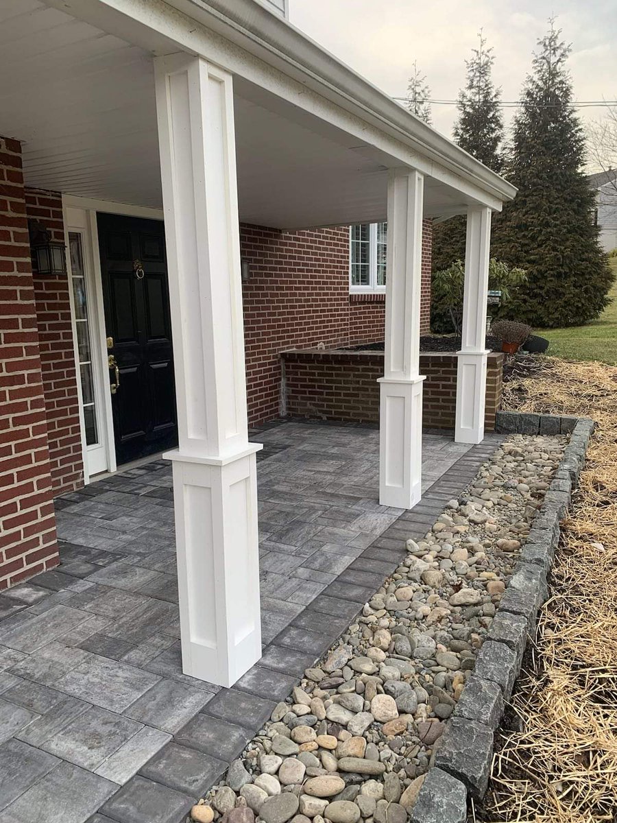 MUNZ_WE_BUILD's tweet photo. Porch Remodel with new pavers and composite posts
#munzconstruction https://t.co/hasHP3LMtQ
