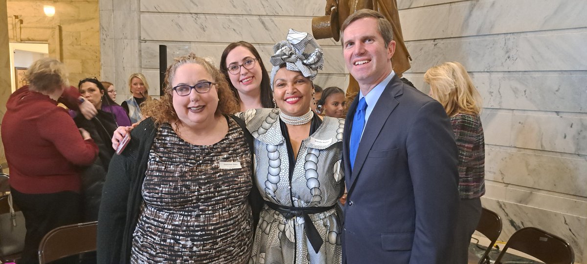 Bdrumartin's tweet photo. Enjoyed our @KAGEgifted #KyGiftedEd Month Proclamation Signing by our Governor @GovAndyBeshear  yesterday in Kentucky! #gtchat

@KyDeptofEd @kycommissioner @LtGovColeman https://t.co/vtKeI9MiNv