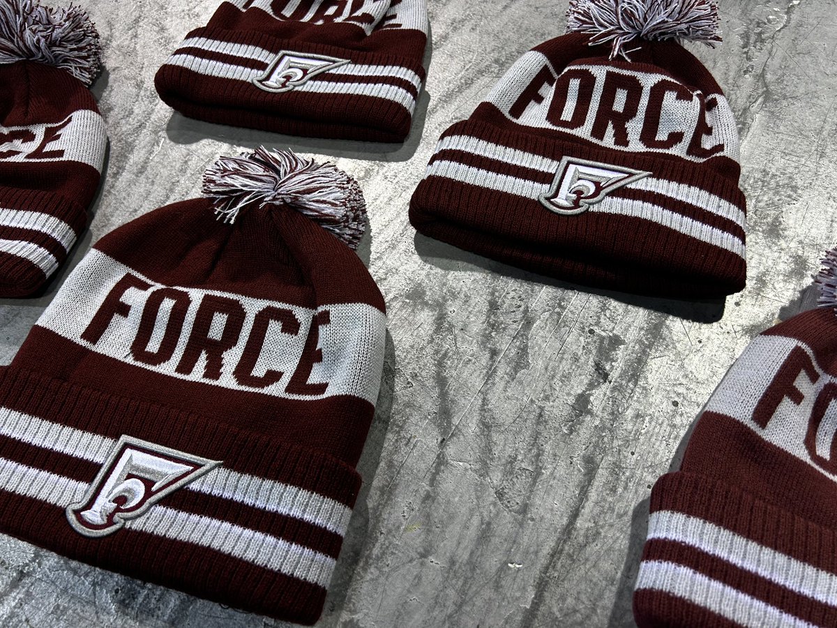 LaForceMontreal's tweet photo. 🔥 They’re here! 🔥
Only 50 of them!
Ne manque pas ta chance d’acquérir l’une des 50 tuques exclusives à Pom Pom de la #ForceMTL
https://t.co/knAgebyU5i https://t.co/z8sA75Lciz