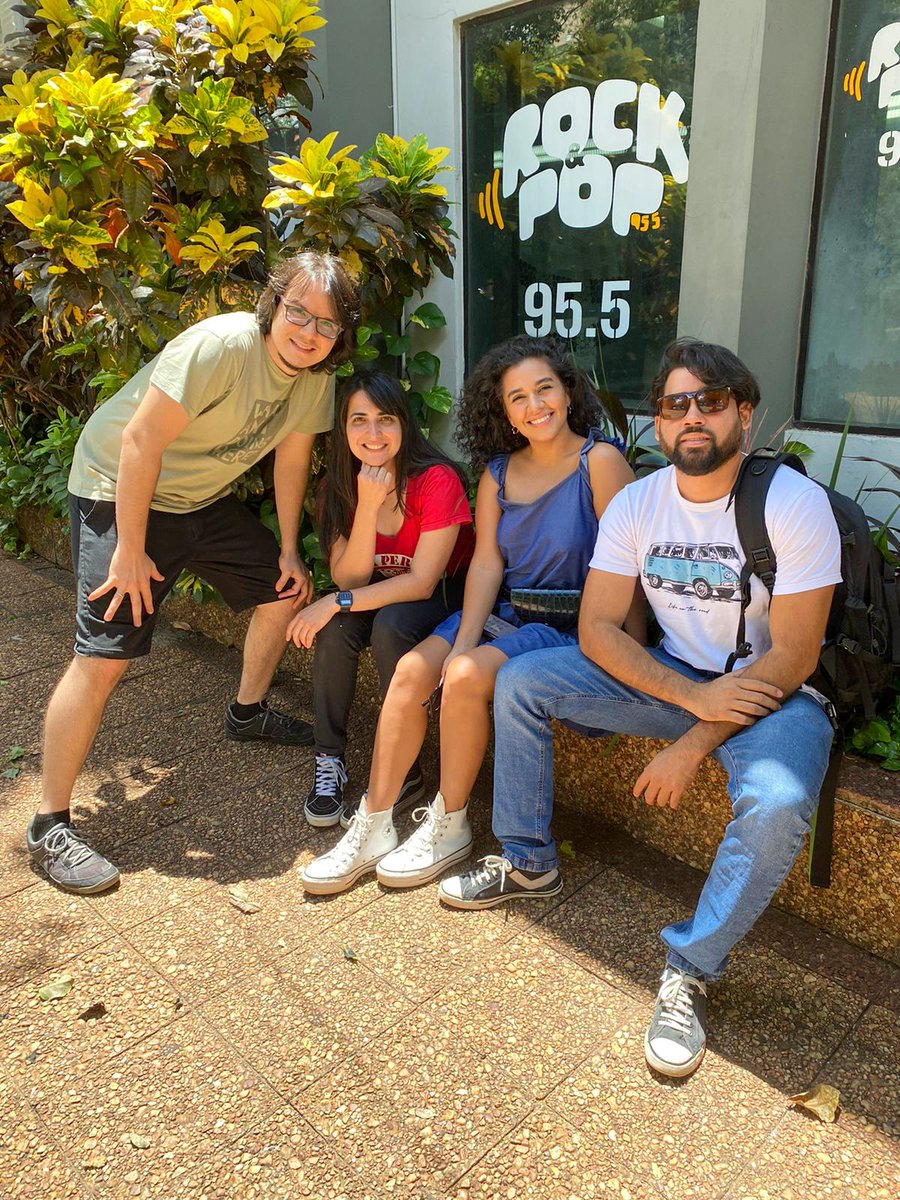 rockandpop955's tweet photo. 🤟🏻 LA CASA DE LOS PERROS 🇵🇾

¡Hoy nos visitaron @celsofrancof ⭐ y @amaynarvaez ⭐ para invitarnos a las próximas funciones de «Plata Yvyguy Rekavo: La Gira»! 🎭

🎟️ @ticketeapy 🎟️

#LCDLP 🔴⚪🔵 con @TatiLugo1 👑 y @eldeivipy 🕶️ a buen volumen en la 95.5FM #RockandPop 🎸 https://t.co/DYzQIB29hK