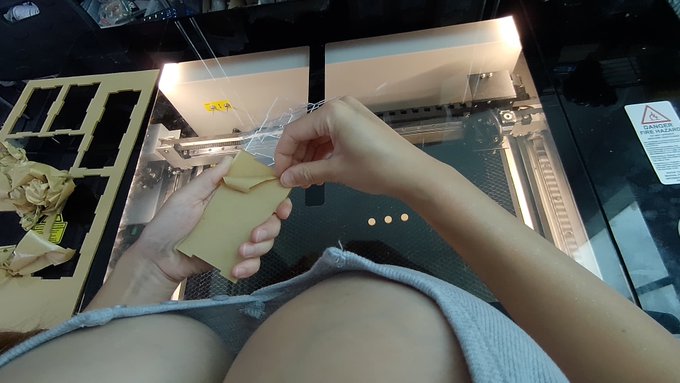 I got yer Chinese Spy Balloons right here! 🥁 Sorry terrible joke but I'm the best-equipped person on