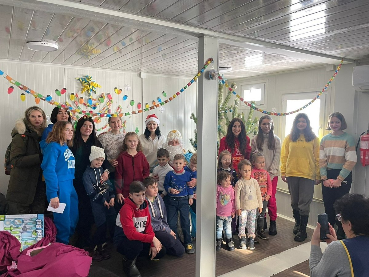 Tyler Robinson tweet media