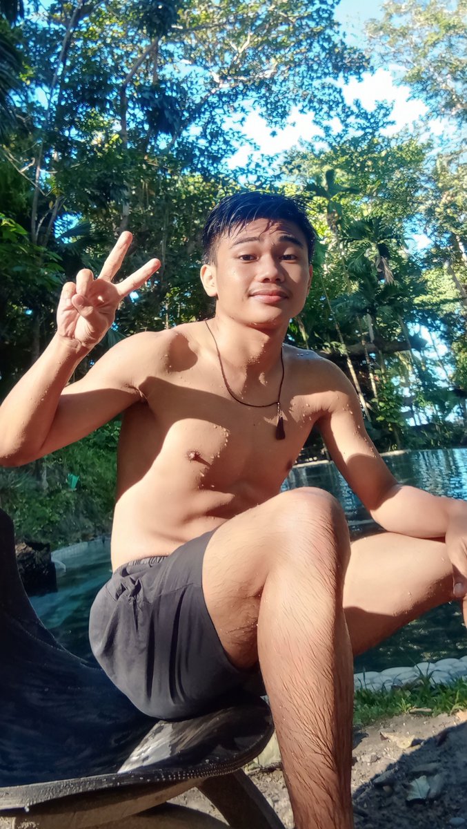 jm_yourking's tweet photo. Peace yoeww🤍✌️ https://t.co/ZmMhZXa1mU