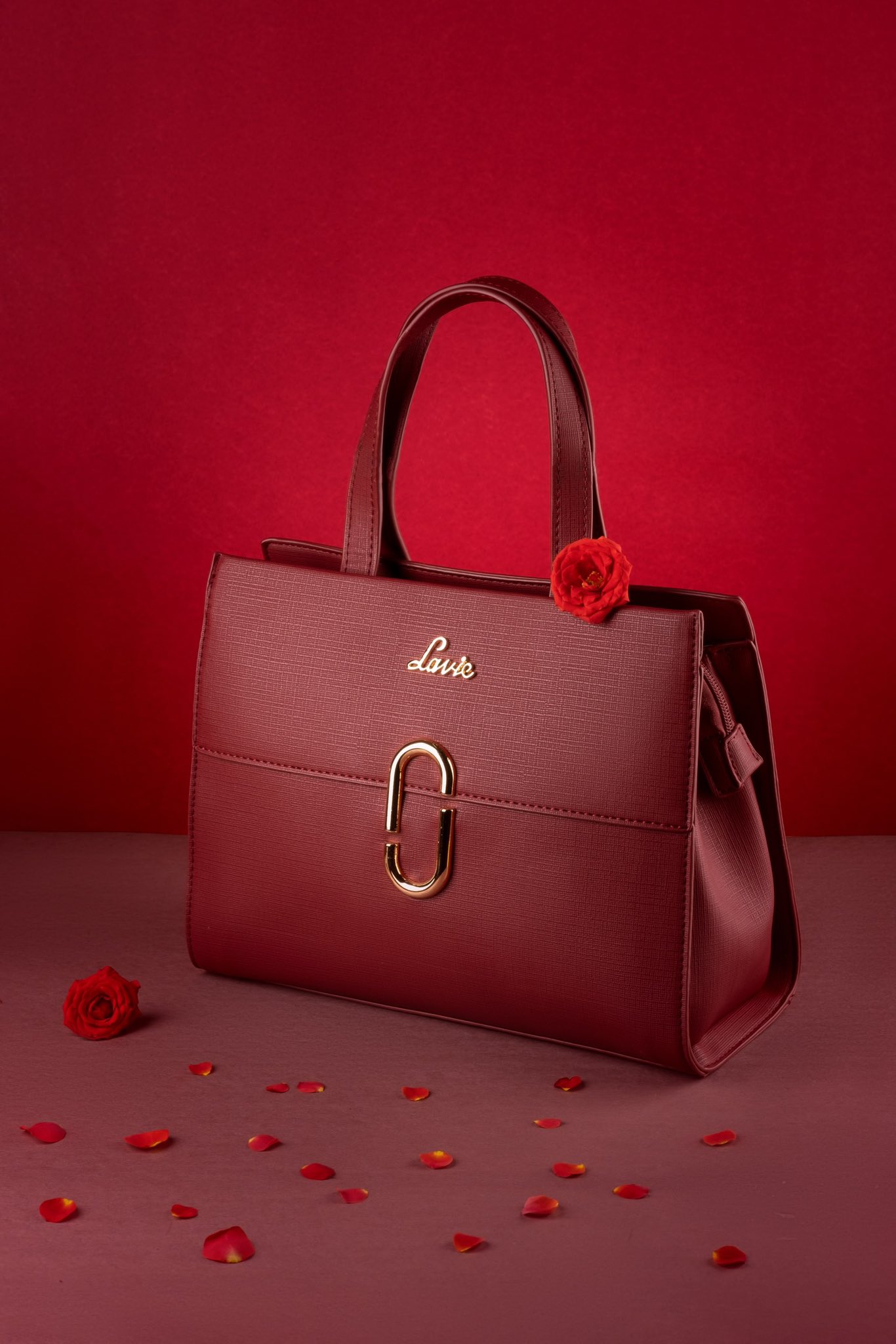 Lavie bags anushka sharma collection deals