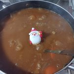 「Ill be back!」カレーの中に消えゆくサンタさん。