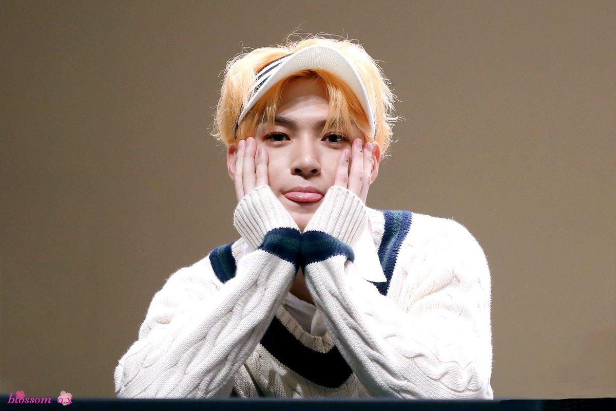 ghostbandtwt's tweet photo. โ โ โ ๏นซ ๐ฆ๐๐ฉ๐๐ก ๐๐๐ข๐ฆ๐ณ โ โ โ แ โ โ โ ๐๐๐ โ โ โ ๐ โ โ โ ๐ฆ๐ก.โ โ โ ๐๐๐ญ๐โ โ โ ๊ฐโ โ โ e-โ ๐ฃ๐๐๐ก โ โ โ ษ โ โ โ #O2O2 โ โ โ แคณโ โ โ #YOALI
Llegando a celebrar los โฆ#500๐ฑ๐แงs๐คoออกxโฉ con muchas ganas de ponerme a bailar en este dรญa junto a @Offcl_OXโฉ ! https://t.co/QpnJrOjeU8