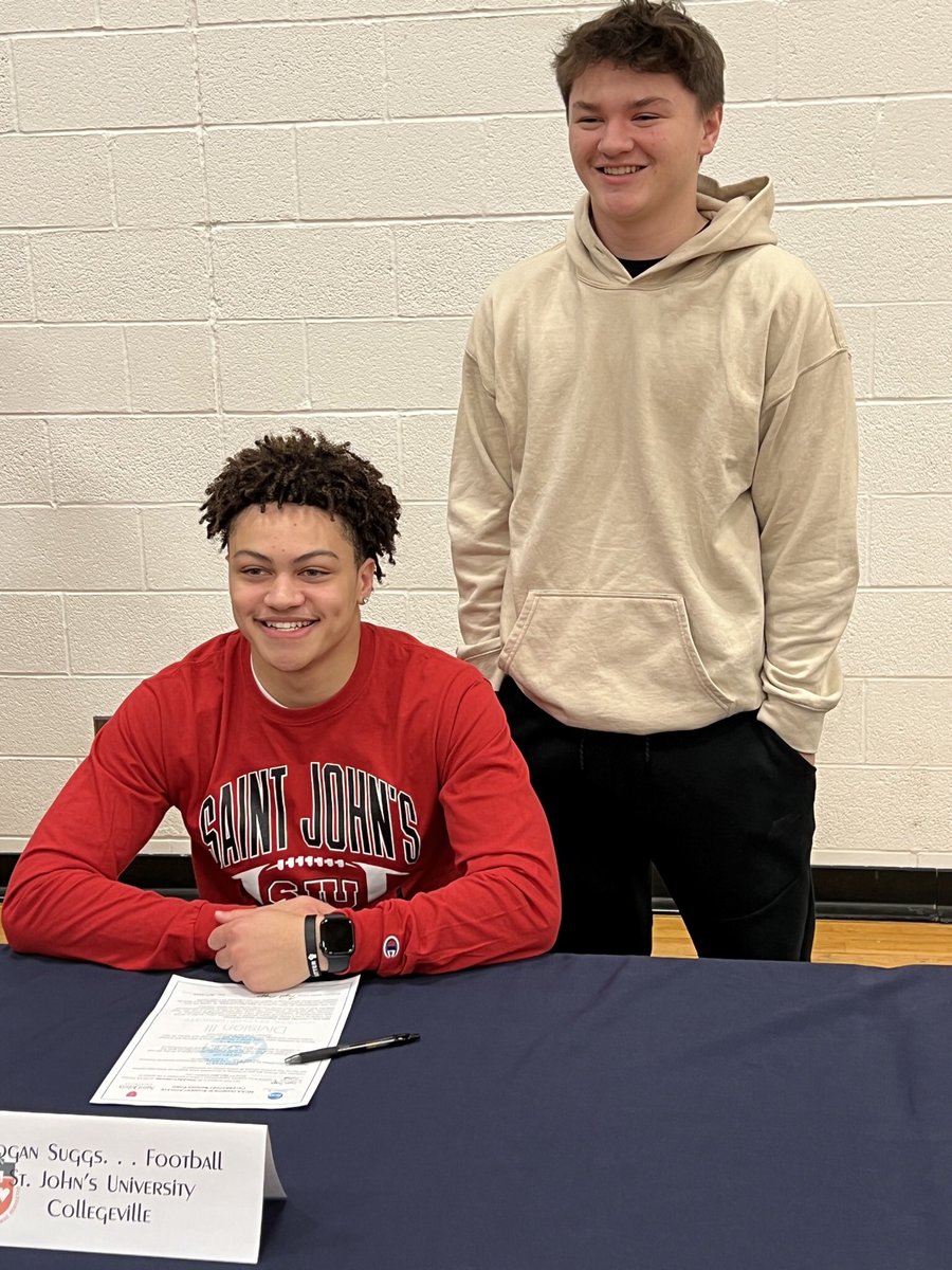 Official! ✍🏽🔴⚪️