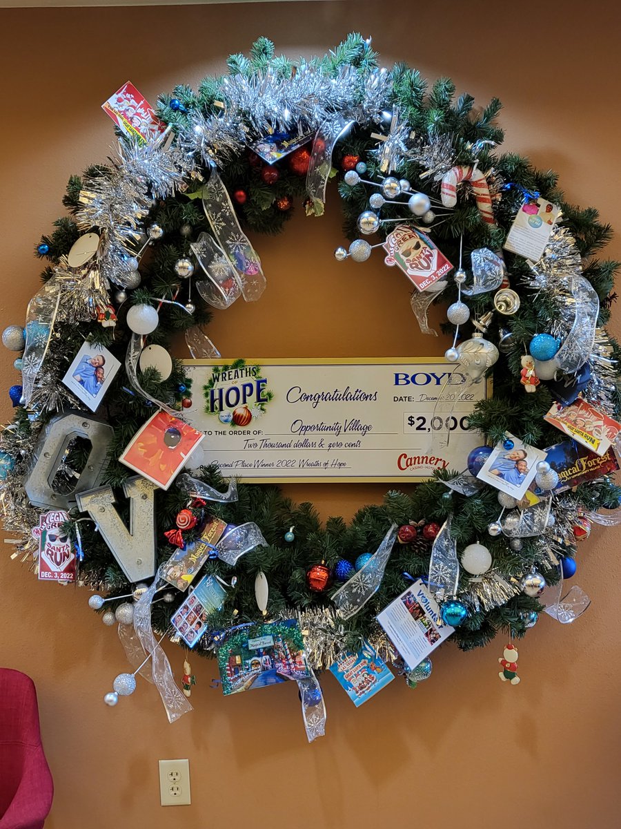 OppVillageLV's tweet photo. #TBT β when Opportunity Village won Boyd Gaming's annual wreath decorating contest, #WreathsofHope ! OV received a $2,000 donation for winning 2nd place! π ππ
Thank you to @BoydGaming for the opportunity to participate. We are grateful for your support! #Vegas #CanneryCasino https://t.co/Cao32e5iZL