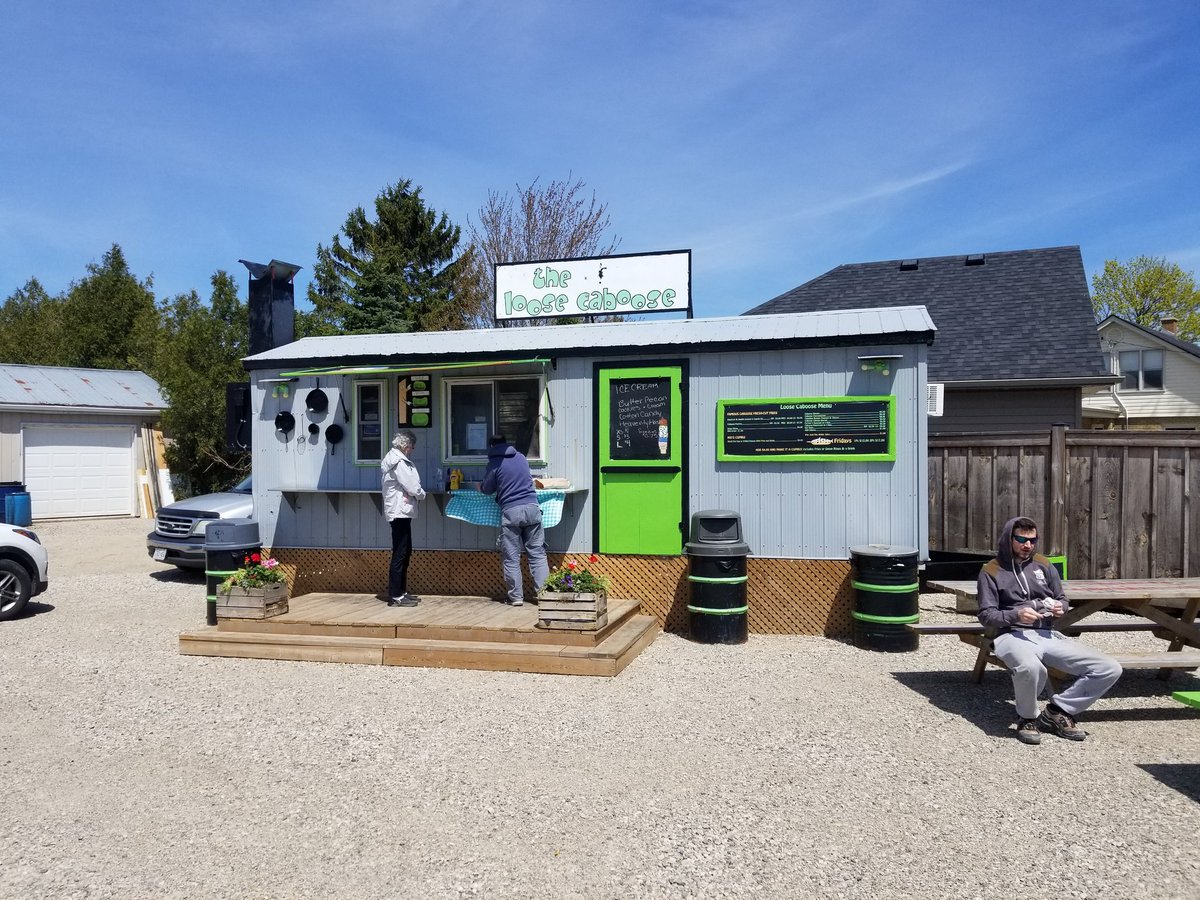 schwindt72's tweet image. Summer Job Opportunity in Elmira!  The Loose Caboose is looking for help.... May 1st to end of August.  Perfect for mature college or University Student.  DM for details