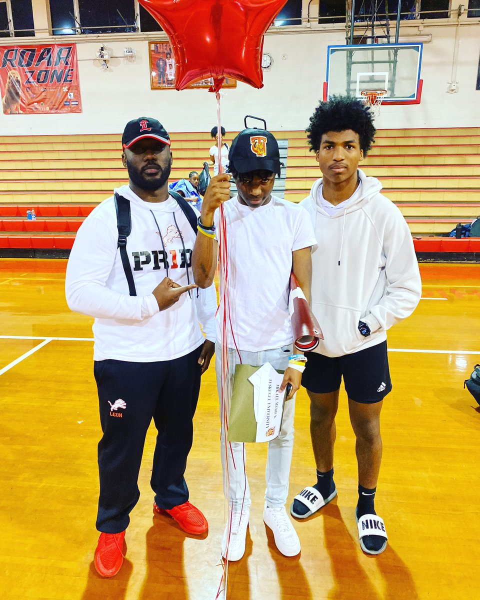 Mason Kilby🇭🇹 (@masonkilby3) on Twitter photo Can’t wait to see these 2 at the next level! You guys set the tone for the receiver room for 2024 and beyond @MikaelMyrick <a href="/Bass_Easias/">Easias Bass</a> Congratulations @MikaelMyrick on the commitment to <a href="/TuskegeeUniv/">TUSKEGEE UNIVERSITY</a> they getting a good one! Can’t wait to see these 2 at the next level! You guys set the tone for the receiver room for 2024 and beyond @MikaelMyrick <a href="/Bass_Easias/">Easias Bass</a> Congratulations @MikaelMyrick on the commitment to <a href="/TuskegeeUniv/">TUSKEGEE UNIVERSITY</a> they getting a good one!