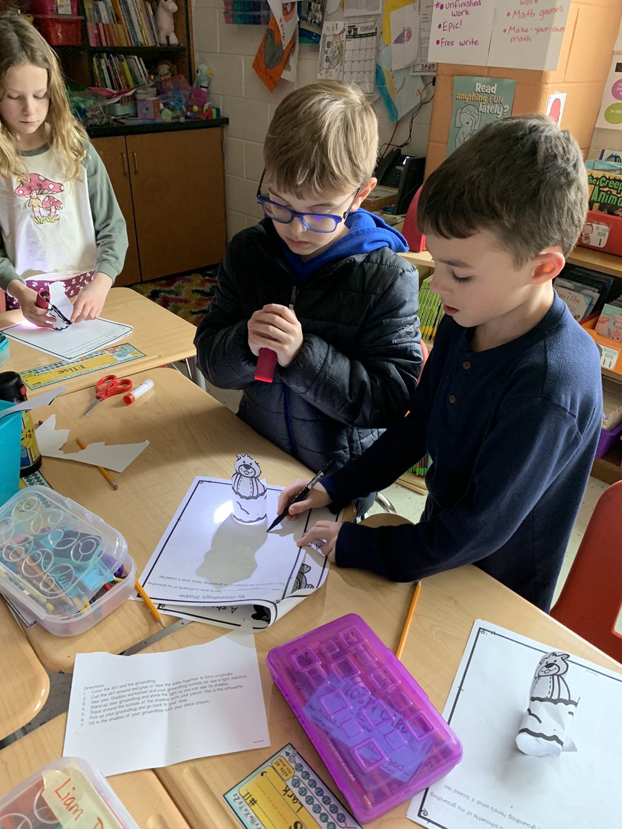 _MsFigueroa's tweet photo. Groundhogs day with my second grade scientists! We did a STEM extension activity where students explored opaque, transparent, and translucent objects as well as natural and artificial light sources. #NokesvilleTigers https://t.co/mjG8zQDXRa