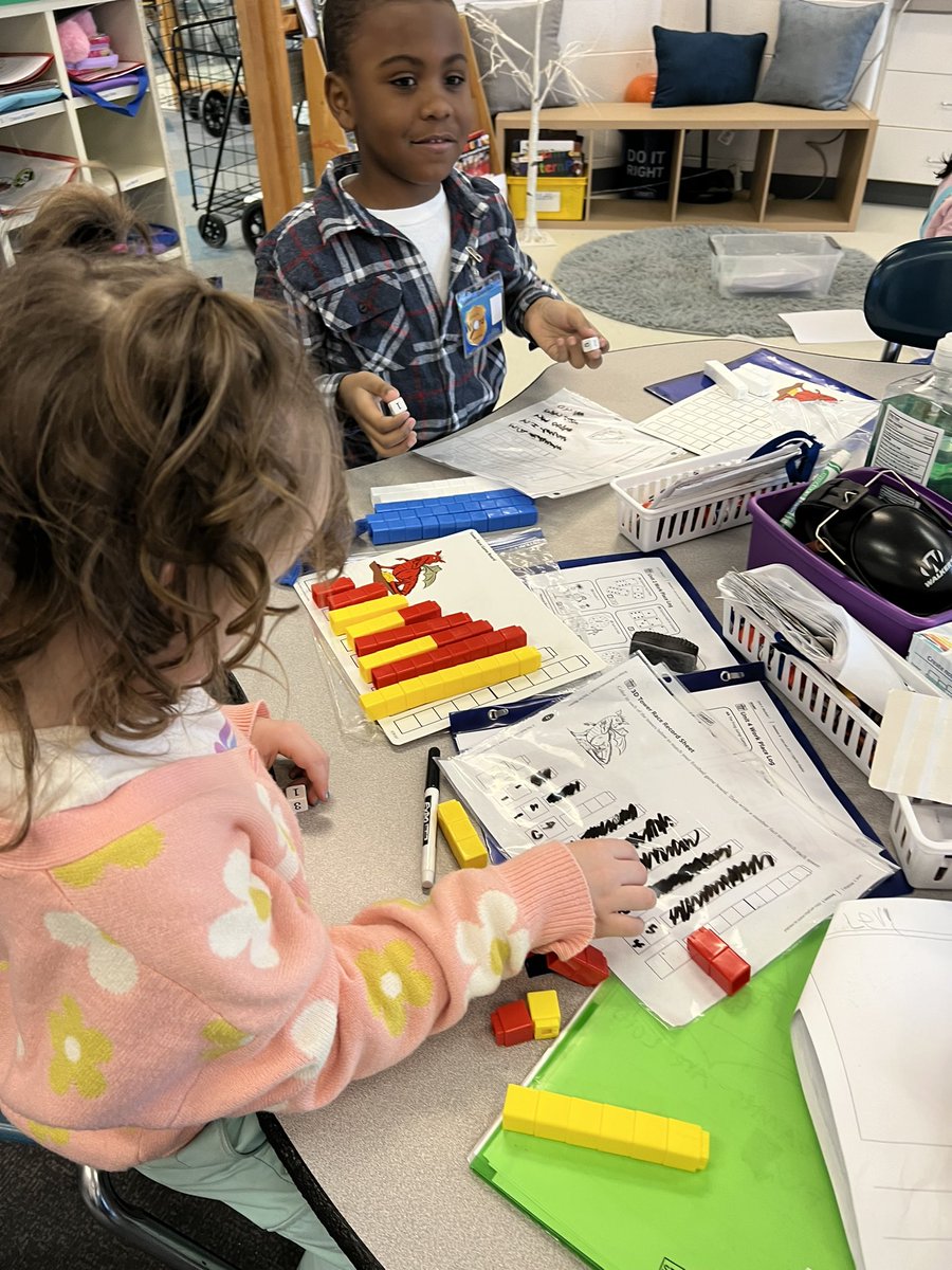 lisakort5's tweet photo. Workplaces Math
#Bridges
#OneTROY https://t.co/SYwNdl4Gg4