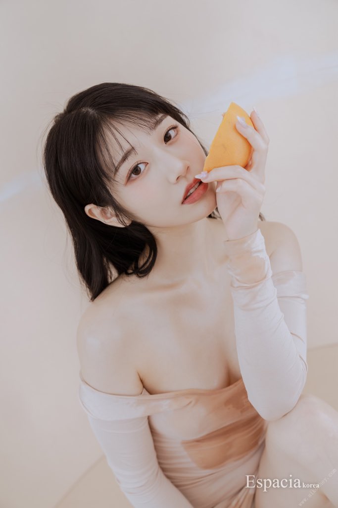 河北黑丝——彩花诱惑

Espacia115&amp;85合集
看主页了解更多
辛苦转推：
@wqganenshi_ @tbzt3623
@wx_chihan0 @woshuaibao 
@hutuiaitewo @wdzdd
 #美腿 #丝袜 #露出 #女神婊 #黑丝 #反差 #写真 #人体写真 #巨乳 #河北彩花 https://t.co/mg3z4h8HTT