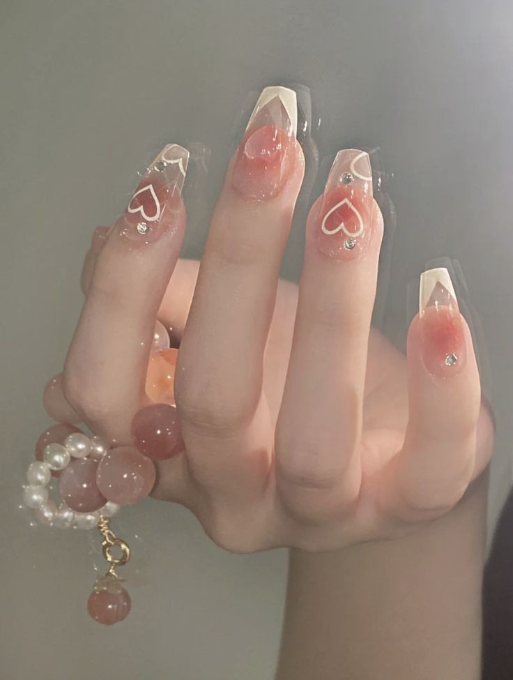 ‹ 🤍 › tweet media