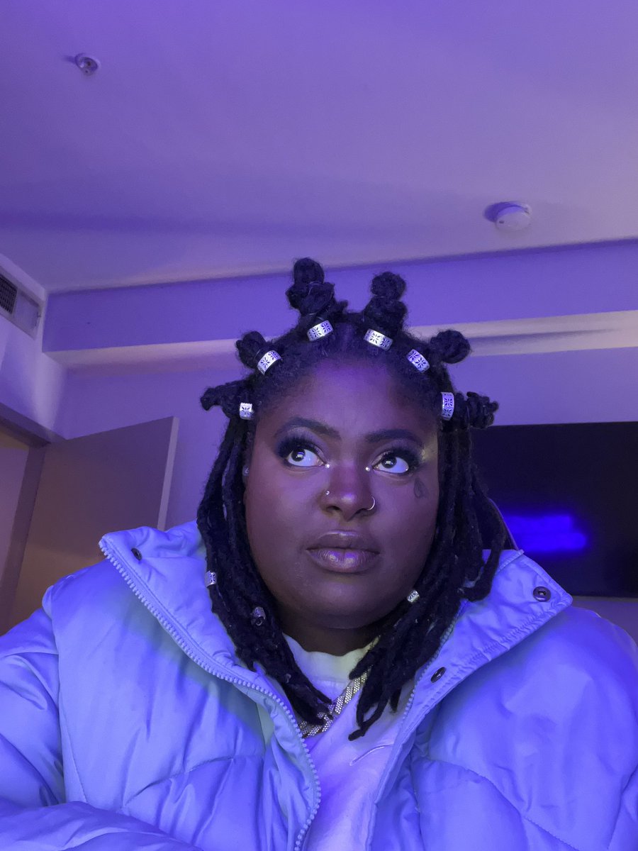 CHIKA 🧚🏾♂️ tweet media