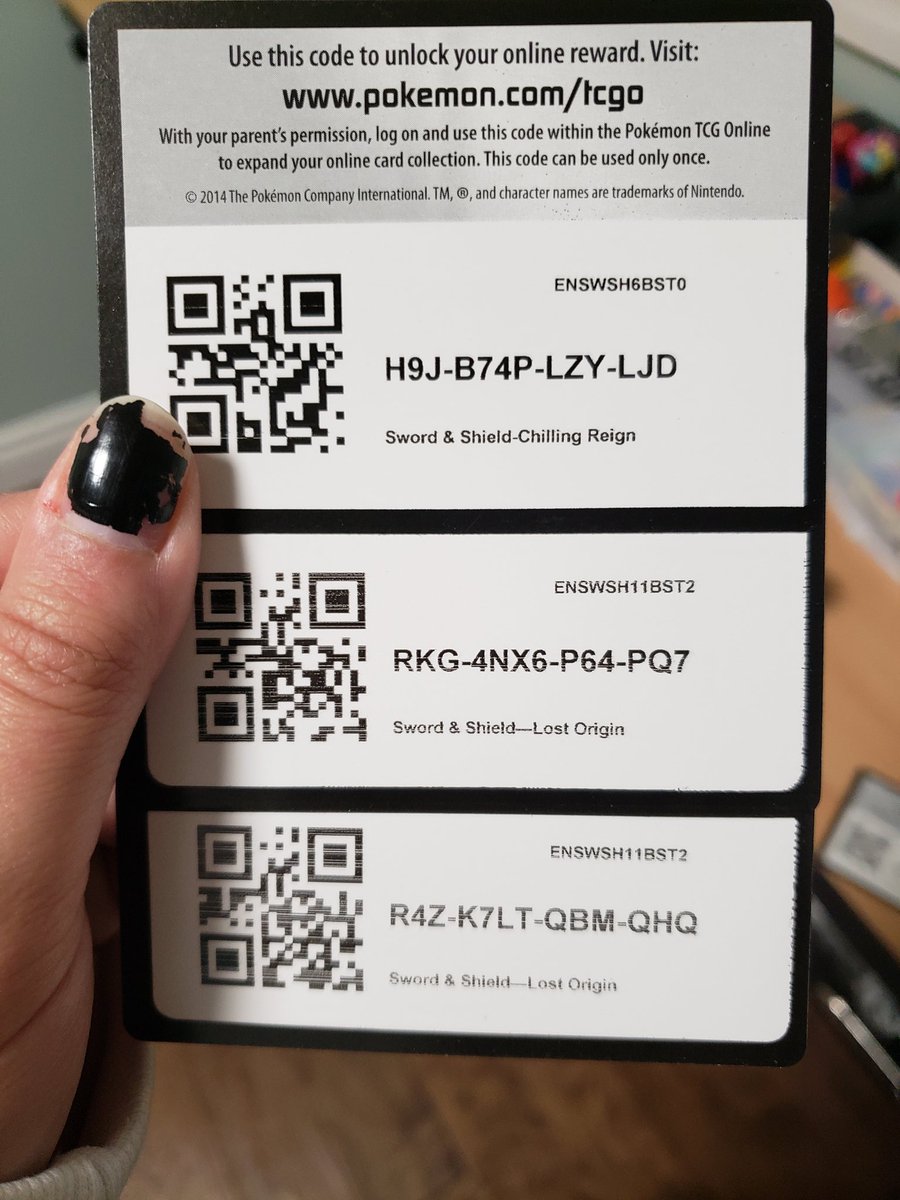 PkmnKingx's tweet image. If anyone wants free #pokemoncodecard #codecard #pokémontcgo cards please enjoy I don&apos;t use them so go for it