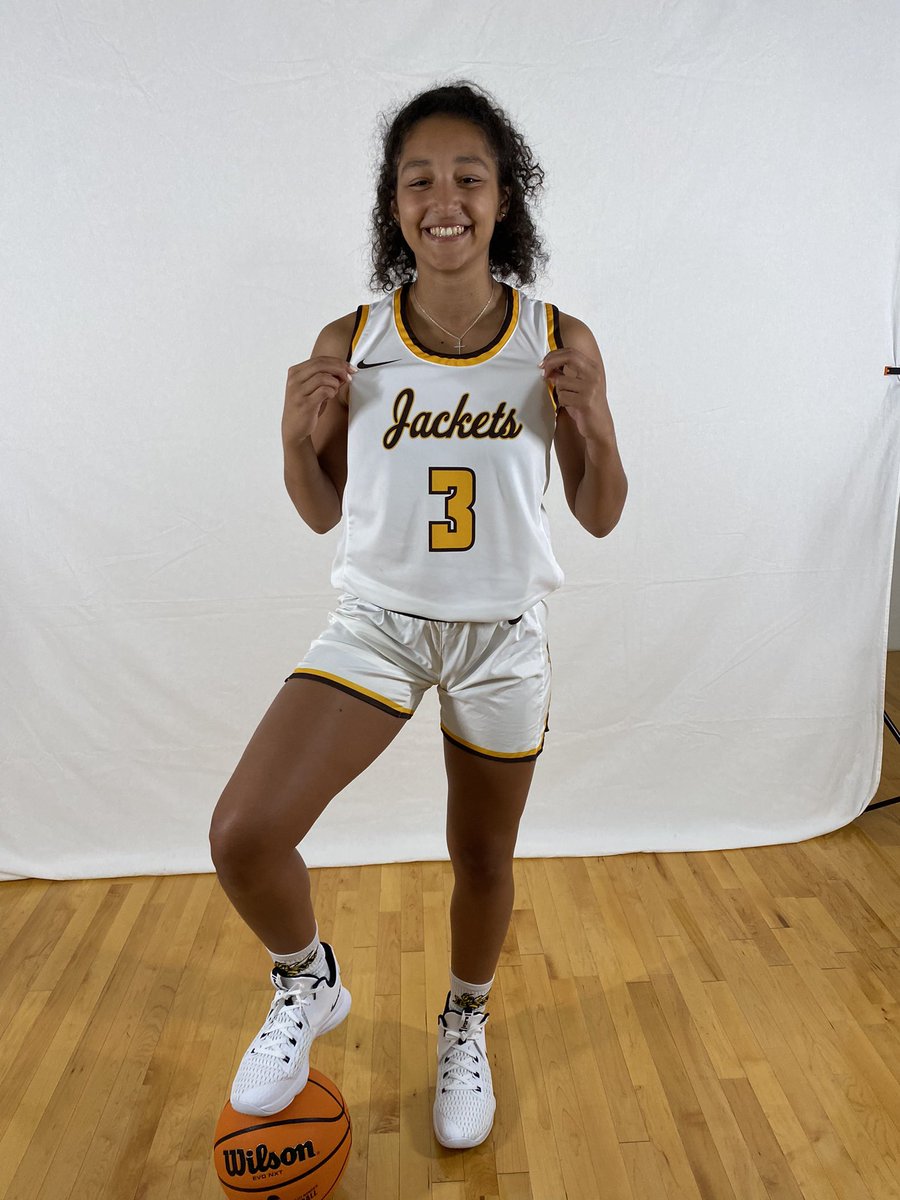 kayla jones tweet media