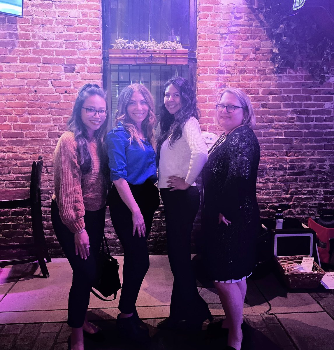 DrOsman_EDU's tweet photo. Thank you @ACSAXVII for creating spaces for us all to rejuvenate, create, and most importantly, connect 💚 So happy to see my former mentor Suena, be with my Orange USD family, and laugh with the fierce ladies of @SantaAnaUSD 🥰 #leadingwhilefemale #ladieswholead #adminwellness https://t.co/HHBi5mym3f