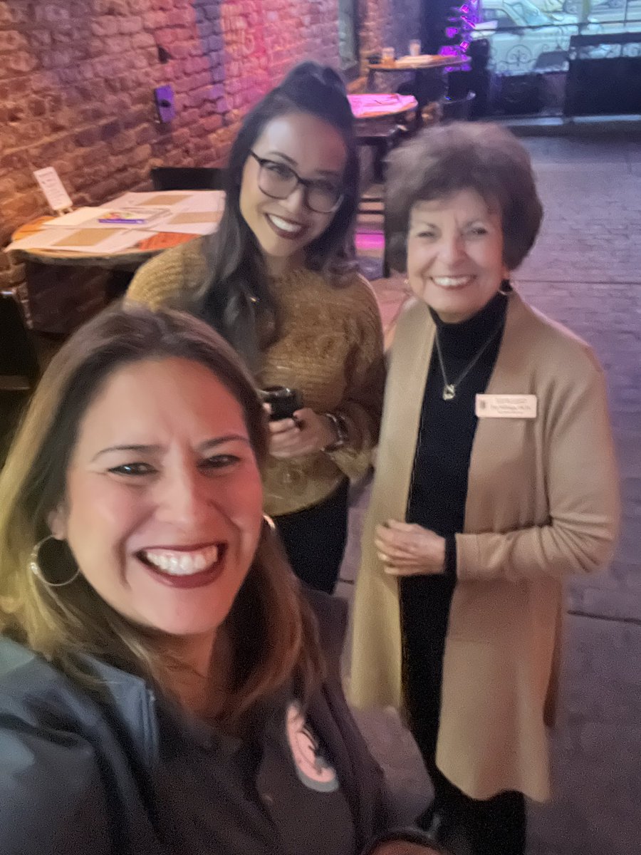 DrOsman_EDU's tweet photo. Thank you @ACSAXVII for creating spaces for us all to rejuvenate, create, and most importantly, connect 💚 So happy to see my former mentor Suena, be with my Orange USD family, and laugh with the fierce ladies of @SantaAnaUSD 🥰 #leadingwhilefemale #ladieswholead #adminwellness https://t.co/HHBi5mym3f