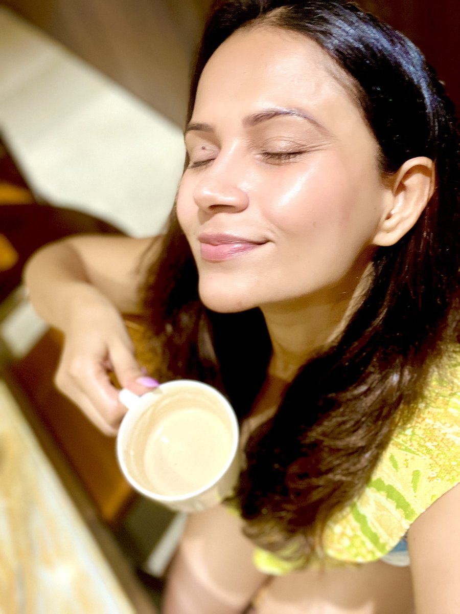 nia tripathi tweet media