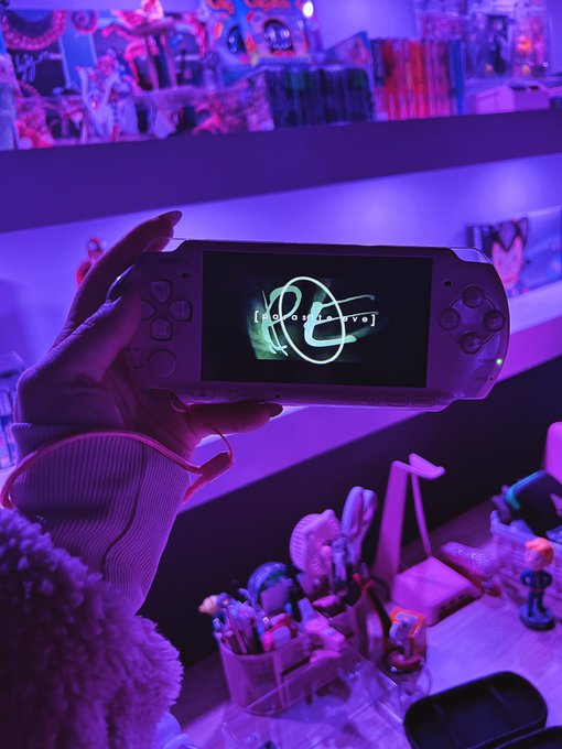 One of my favorite childhood games but handheld! #psp #ParasiteEve https://t.co/utni0iVtxt<a href="/tag/psp"class="tags"><span>#psp</span></a><a href="/tag/parasiteeve"class="tags"><span>#parasiteeve</span></a>