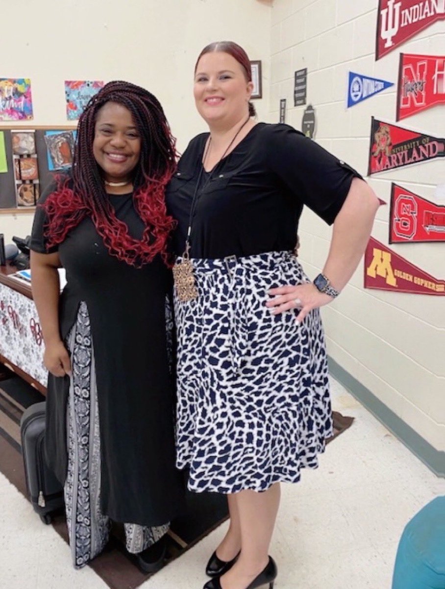browneducates's tweet photo. Heritage Middle School Exceptional needs teachers and paras are (twining) and dressed for success daily to support and inspire students with exceptional needs.😊 https://t.co/w2sF4cPX2L