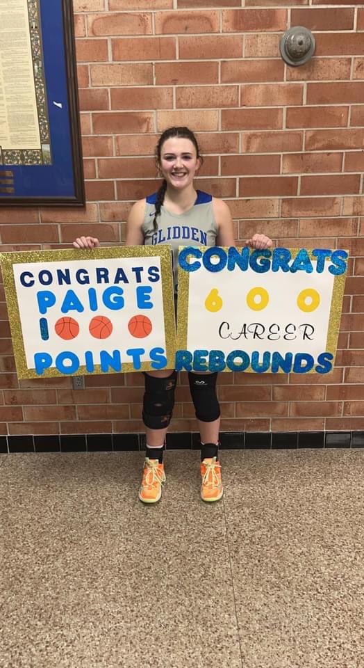 GliddenRalston's tweet photo. Congratulations to Paige Klocke for reaching two milestones tonight. 1,000 career points and 600 career rebounds. #WERGR. @huskerblankman @KMASports @IGHSAU https://t.co/3copenpgTW