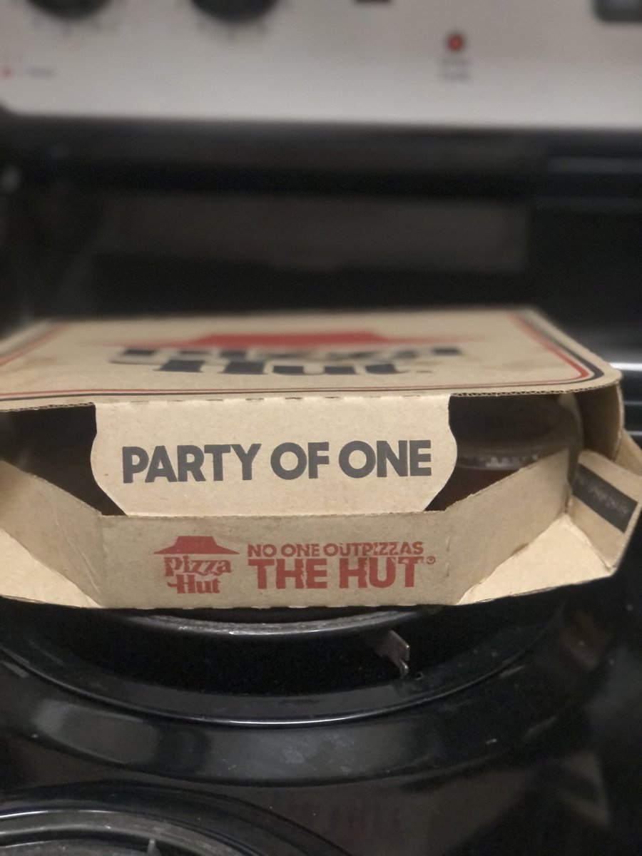 amiles11's tweet photo. More like no one outSHADES the hut…
#PartyOfOne https://t.co/oKWGtlnhNP