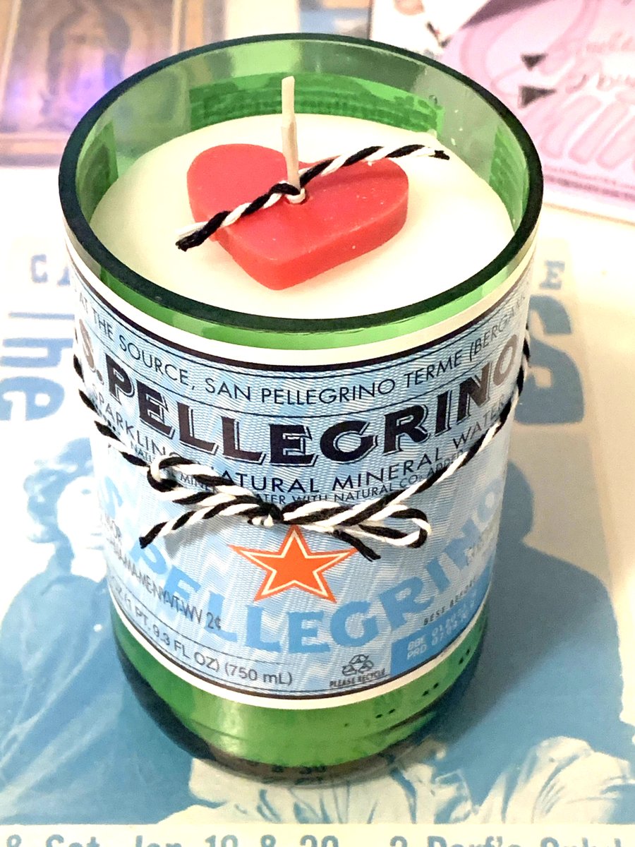 Italian candles made in California! etsy.me/3laah00 Free shipping too #Italy #italian #italiangifts #candlesbyoc #pellegrino #littleitaly #SanDiego #sanpellegrino #candlesbyoc #soycandles #Candles #handpoured #happyvalentinesday