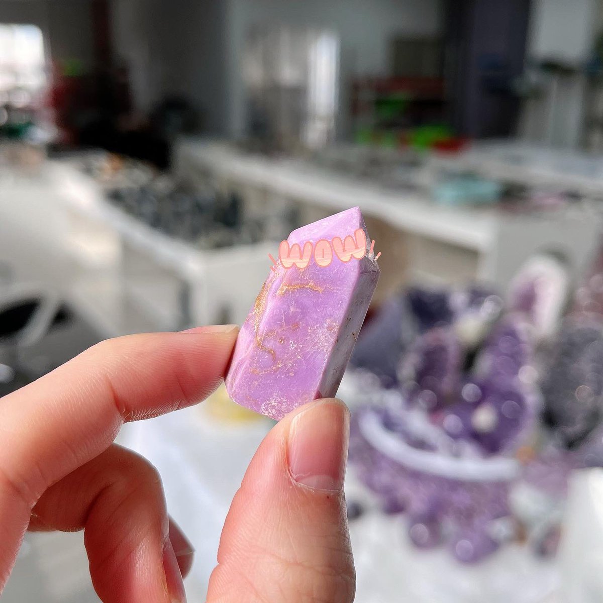 ReikiLoft's tweet photo. Cute Phosphosiderite towers. 🥰 
Adorable!
#CrystalPalace #crystalLight #crystaltower #crystalcommunity #phosphosiderite #healingcrystals https://t.co/P6LsISZGs0