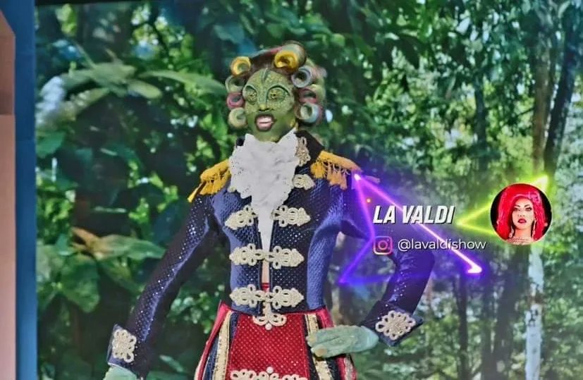 lamasdragafans's tweet photo. Ayer se estrenó el segundo episodio de "La Drag Queen Soy Yo" y aquí te dejamos los looks de este episodio: Look Animal 👁️🔥 @drag_yo
@lavaldishow
@JayzeerShantey
@NahomyLaPotra
#LADRAGQUEENSOYYO #LDQSY2 https://t.co/gM3ecPHpPa