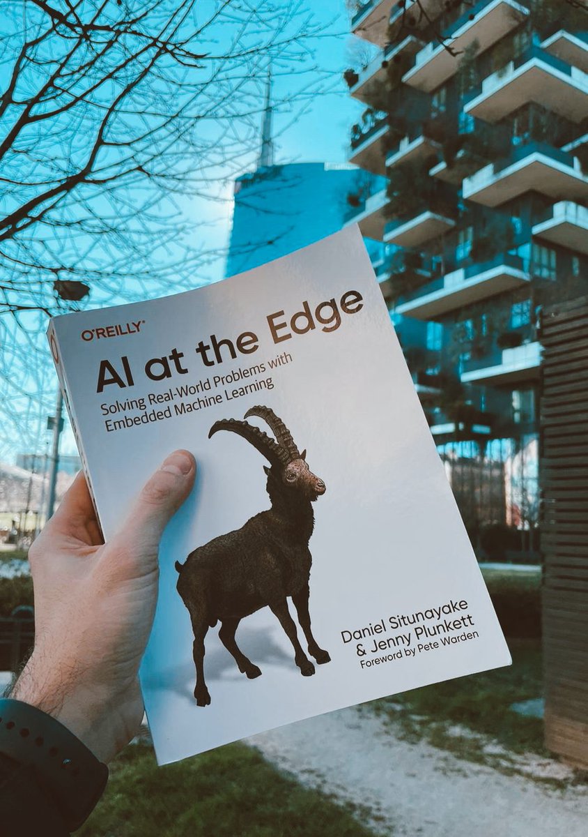 Grateful for the opportunity to review #AIatTheEdge! 

Thanks to @OReillyMedia and @ANGELARUFINO1 for gifting me one of the first copies!🤩
It's an honor to have worked with you to improve this high-quality book!🙏

#BookReview #EdgeComputing #AI #ML #MachineLearning