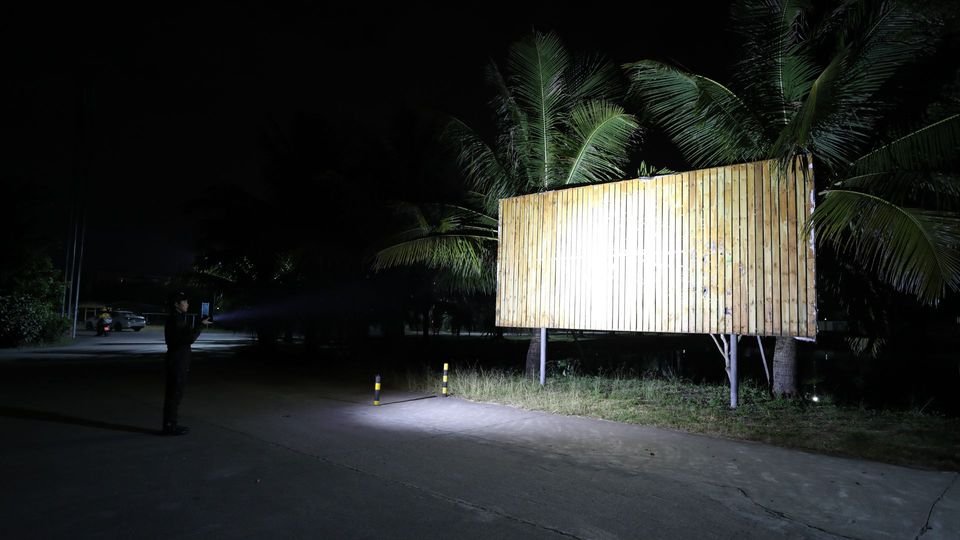 ImalentLight's tweet image. RS50 is the best 20,000 lumens thrower flashlight because of its reach distance and capability of producing a decent degree of flood beam, it&apos;s also compact even with the cooling shell.

Learn More: imalentstore.com/collections/r-…

#torch #powerfulflashlight #imalent #imalentflashlight