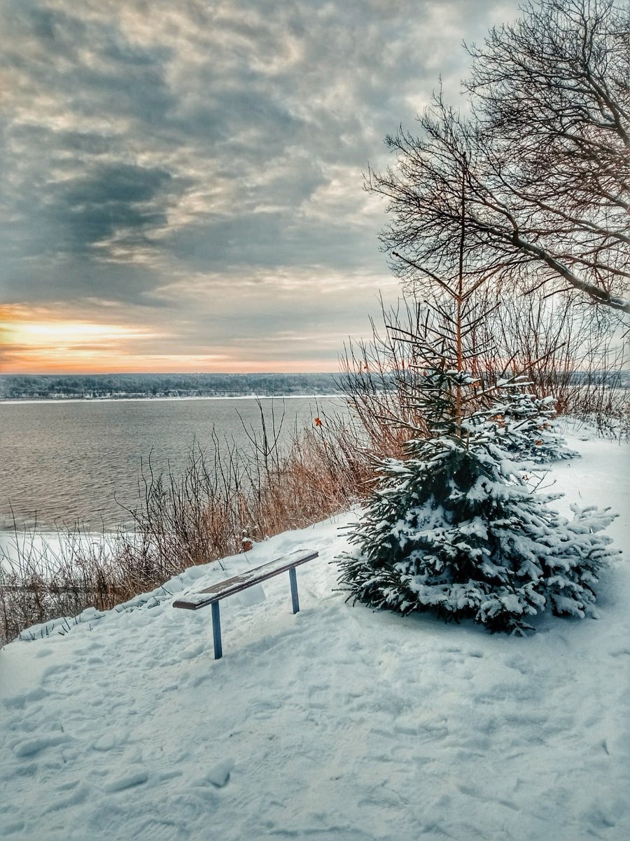 Берег реки Волги. Закат. Нижегородская обл.