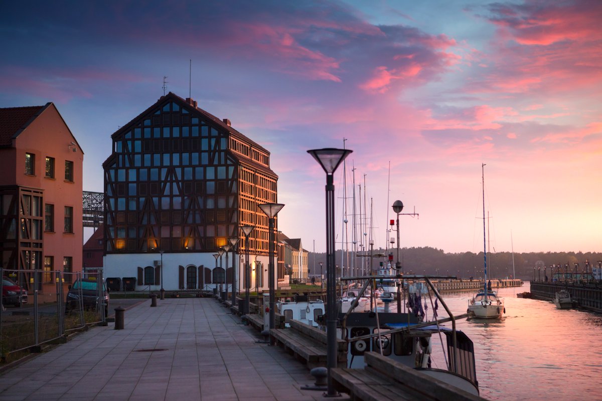 EBRD's tweet photo. We invested record €358 million in the Baltic states in 2022. High figures driven by record €208 million annual investment in Lithuania

Investments supported development of capital markets and energy security in the region affected by the war on Ukraine
https://t.co/TbwLKA7FJO https://t.co/B9mz7rpC0O