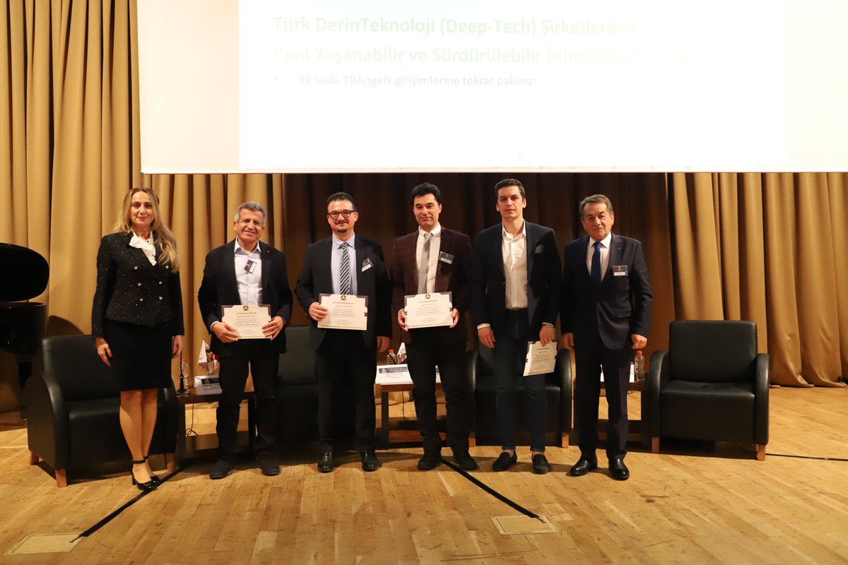laskatech's tweet image. Türkiye Bilişim Derneği İstanbul Şubesi tarafından düzenlenen 16. İstanbul Bilişim Kongresi'nde derin teknoloji girişimlerinin yeni dünya hazırlıkları bağlamında açılan oturumunda yer aldık!

@tbdmerkez 
@TBD_istanbul 

#circulareconomy #deeptech #savetheworld #materials