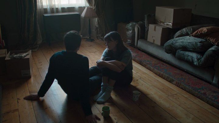 “Yeniden görüşmeye başlamamız için bir telefon yetebilirdi. Hiçbirimiz kavuşmanın yaratabileceği düş kırıklığını göze alamadık.”