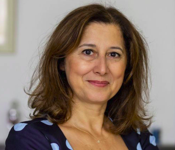 Inclusieve column van <a href="/KoserKayaFatma/">Fatma Koser Kaya</a> (voorzitter @lcrnederland): 'Mensen die van jargon houden zijn de afgelopen jaren getrakteerd op een ingewikkeld taalspel, waarbij groepen tegen elkaar zijn opgezet'

opnaarde100000.nl/column-fatma-k…