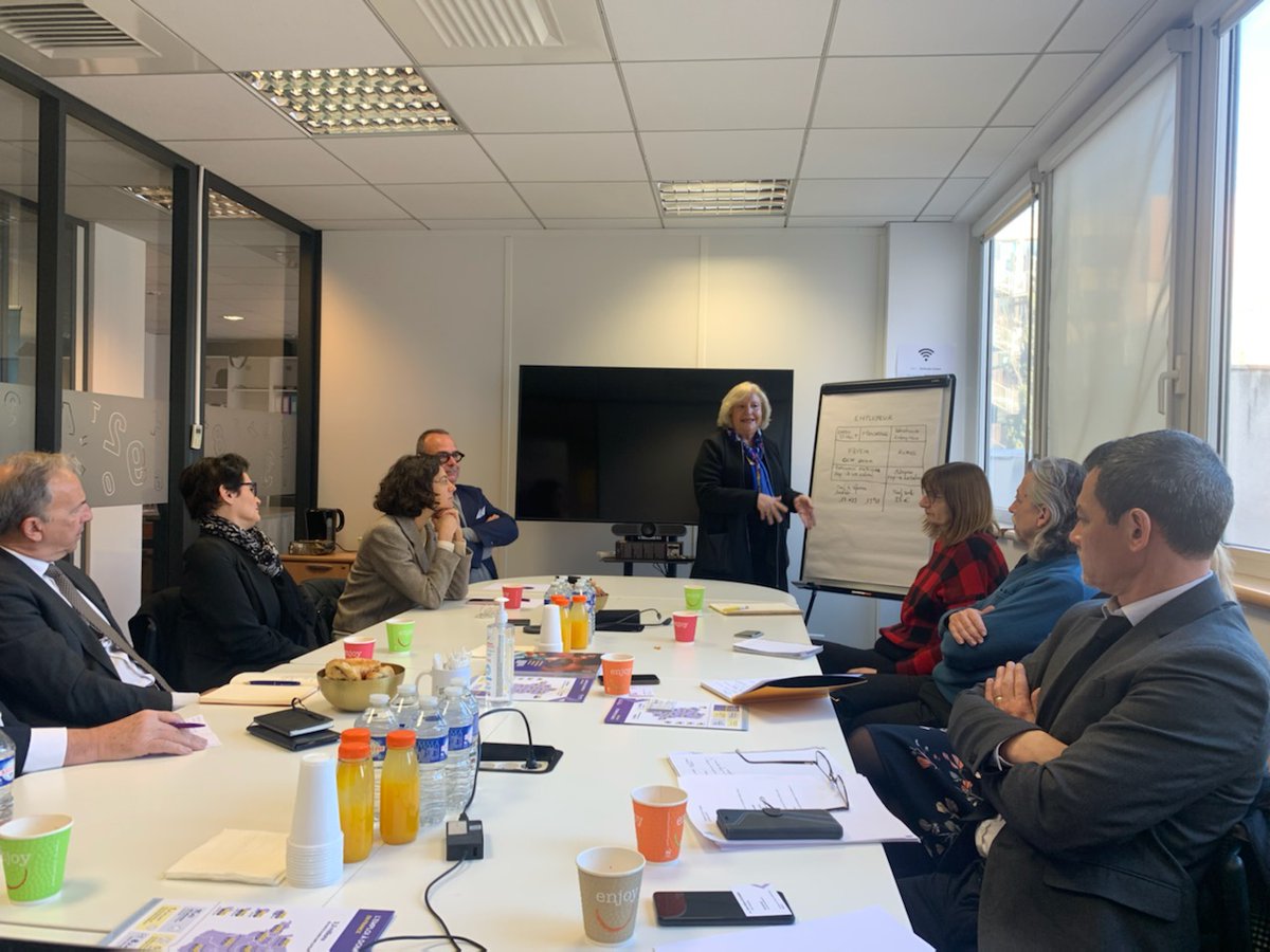 🥐Les Petits déjeuners de #lemploiadomicile à Marseille, animé aujourd'hui par @NadinePradier & @syl_brunet, en présence de @ClairePitollat,  @FCauwel et de nos partenaires territoriaux. @poleemploi_13 @poleemploi_paca @marseille @MLMarseille @CentreCommunal @OPCO_EP @Fepemfr