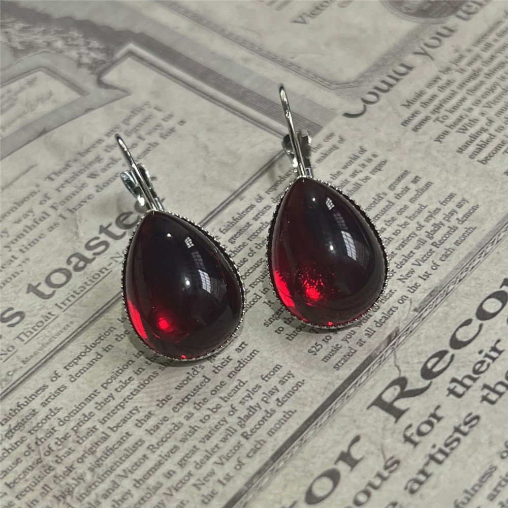 abphilosopher's tweet photo. 47% OFF Gothic Red Drop Crystal Magic Earring
#earrings #womensjewelry #eardrops #gothicfashion #gothicjewelry #giftforher #redearrings #Waterdroplets
ad
👇
https://t.co/K69oJFSRs2 https://t.co/e3MtadQHDb