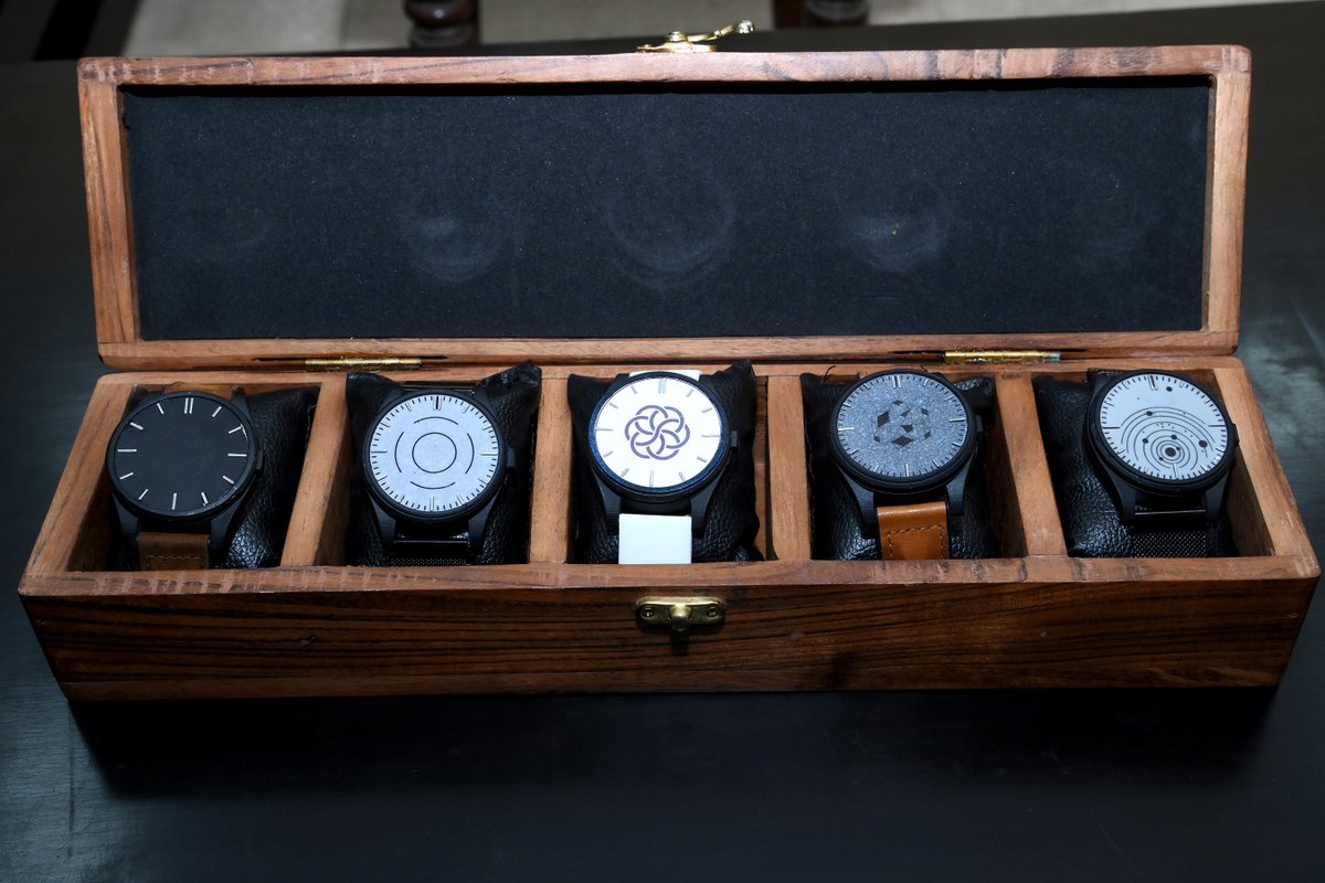 karandi65's tweet photo. .@IITKanpur has licensed its innovative technology, the "Haptic smartwatch for the blind and visually impaired," to @AmbraneIndia Pvt Ltd for mass production and distribution. 
#Blind #Smartwatch #iitkanpur https://t.co/DVr7JHpsBk