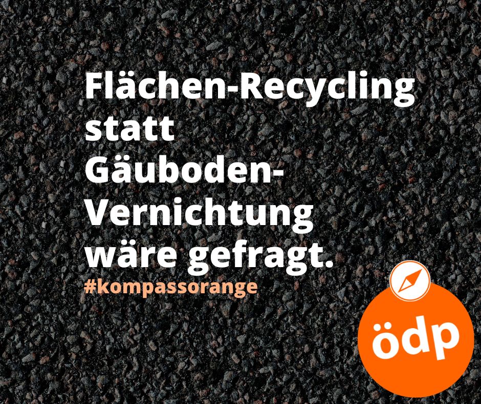 oedpbayern's tweet photo. Zwei große Fabriken werden in Deutschland für die Autoindustrie gebaut. Während man im Saarland bestehendes Industriegelände verwertet, möchte BMW wertvollen Ackerboden vernichten. Wann kommt auch hier Flächenrecycling:
https://t.co/5QJL2xtVm6
#ÖDP #kompassorange #flaechenfrass https://t.co/P9E6js1vqJ