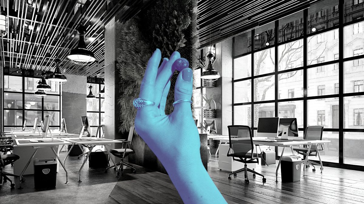 eOffice's tweet image. Did you know that eating the right snacks can help improve your work performance? 
Power Your Work Day with Brain-Boosting Snacks 🍎 🍫 🥚 🍞 🥝 
🔗 Read the full article here ➡️  
buff.ly/40C2Uib 
.
.
.
.
.
#BrainBoosting #snacks #work #performance #worklifebalance